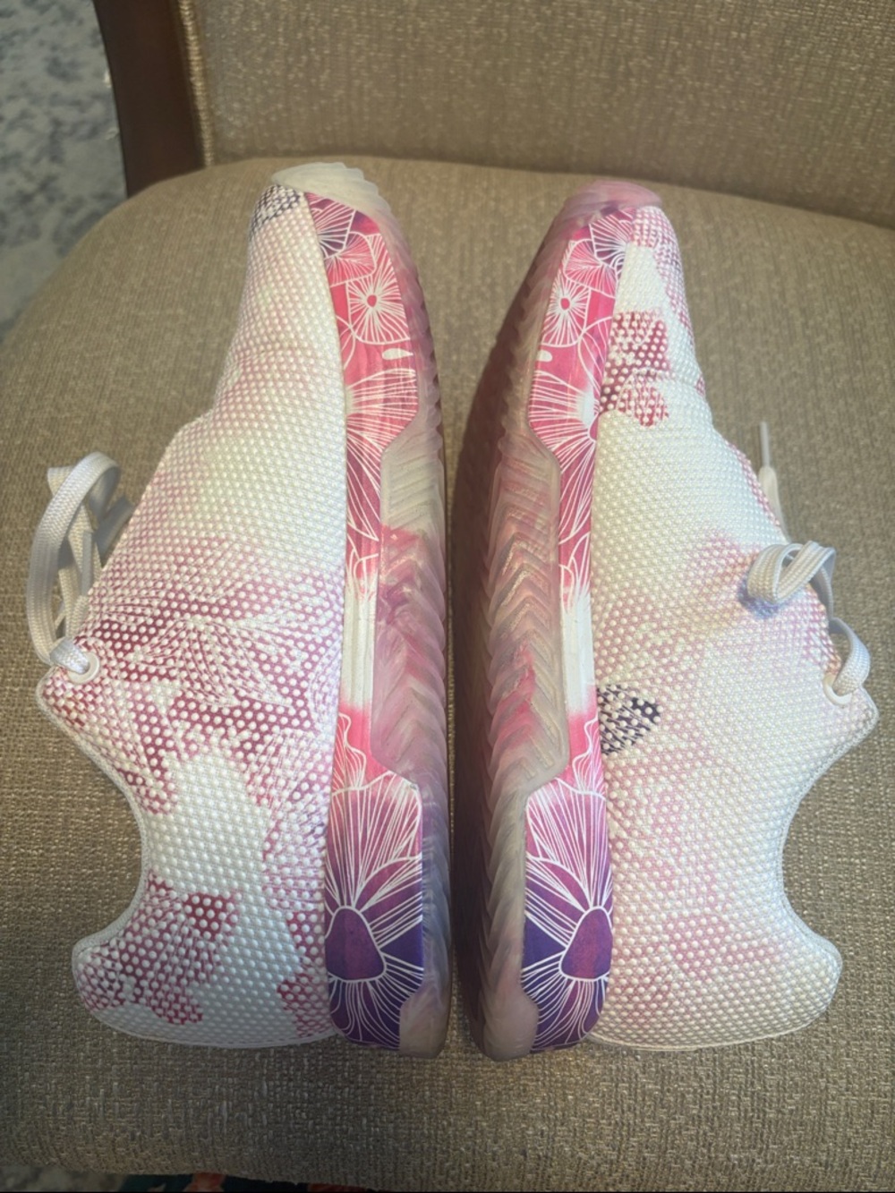 NOBULL Pink White Floral Athletic Shoes - Picture 5 of 8